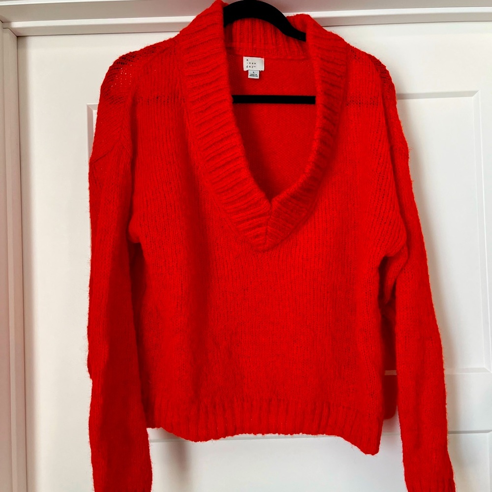 New cropped sweater